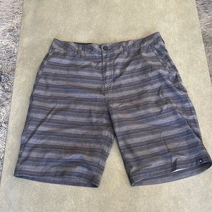 Men’s board shorts